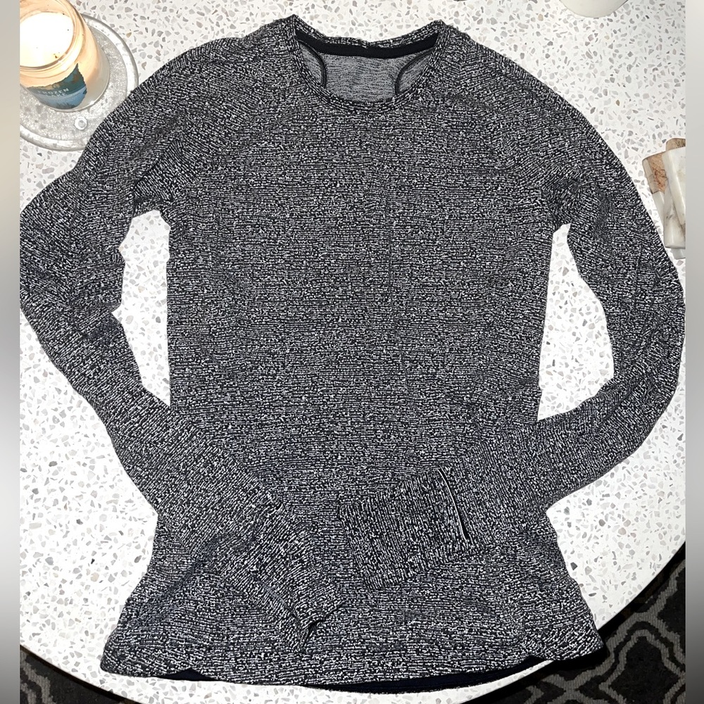 NWOT Lululemon Pullover